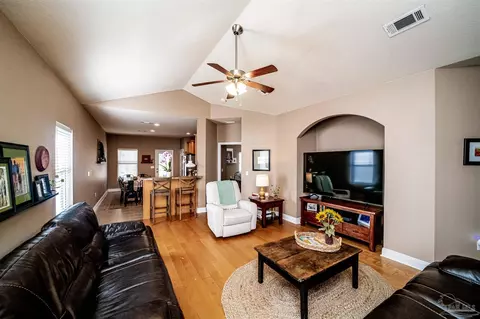 Living - 5197 Parkside Dr, Pace, FL 32571 photo 2 of 5