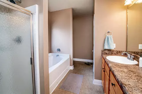 Bath - 5197 Parkside Dr, Pace, FL 32571 photo 1 of 7