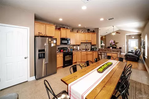 Kitchen - 5197 Parkside Dr, Pace, FL 32571 photo 2 of 3
