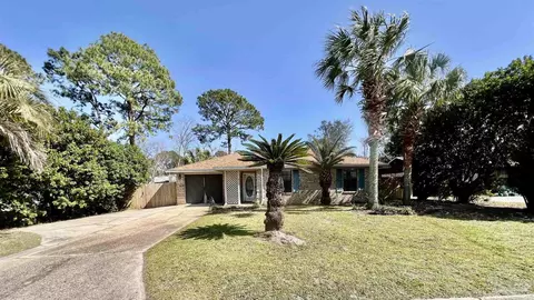 838 Amberway Dr, Pensacola, FL 32506