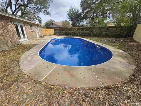 3605 Mclean Ave, Pensacola, FL 32514