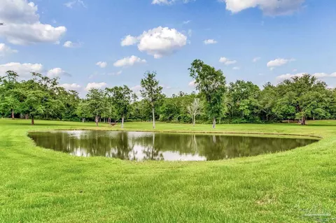 4664 Kolb Rd, Milton, FL 32570
