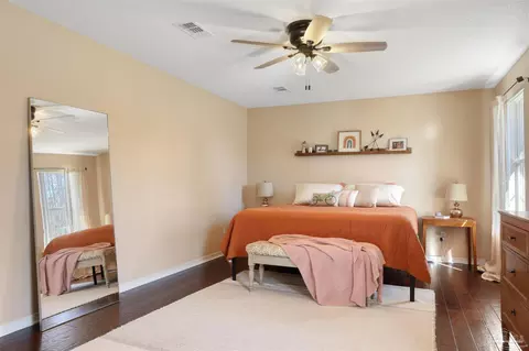 Bedroom - 3690 Berryhill Rd, Pace, FL 32571 photo 2 of 9