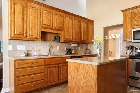 Kitchen - 3690 Berryhill Rd, Pace, FL 32571 photo 2 of 4