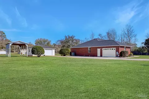 Exterior - 3690 Berryhill Rd, Pace, FL 32571 photo 3 of 9