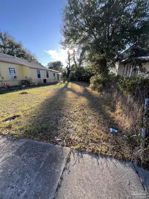 919 N Davis Hwy, Pensacola, FL 32501