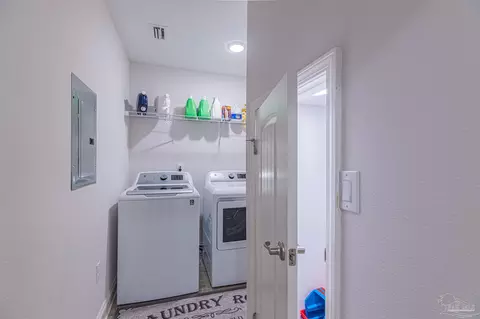 8880 Clearbrook Dr, Milton, FL 32583 photo 16