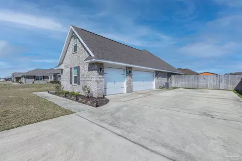 8880 Clearbrook Dr, Milton, FL 32583 photo 2