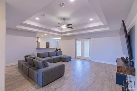 8880 Clearbrook Dr, Milton, FL 32583 photo 4