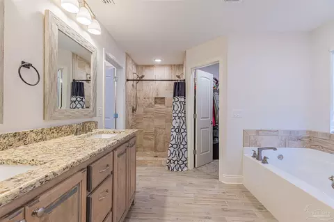 8880 Clearbrook Dr, Milton, FL 32583 photo 8