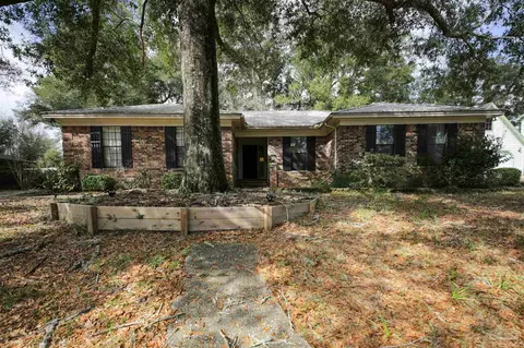 9801 Hollowbrook Dr, Pensacola, FL 32514