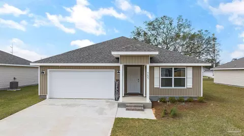 9623 Angel Oak Dr, Pensacola, FL 32526