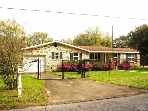 6850 Temple Ln, Pensacola, FL 32526