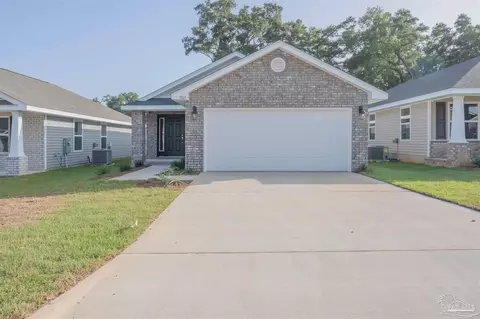 414 Kingsbridge Dr #17C, Cantonment, FL 32533