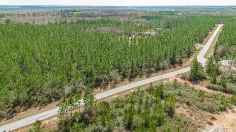 7654 Spears Crossing Ln, Pace, FL 32571 photo 4