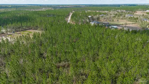 7654 Spears Crossing Ln, Pace, FL 32571 photo 10