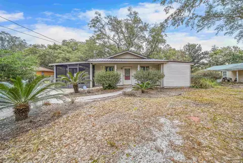 10612 Tanton Rd, Pensacola, FL 32506