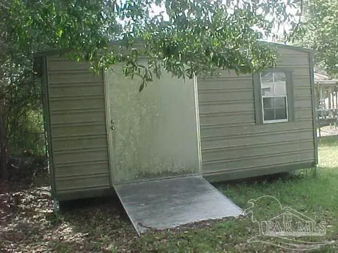 Exterior - 5208 Nimitz Rd, Milton, FL 32583 photo 8 of 9