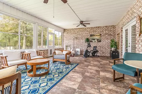 Exterior - 6312 Possum Ridge Rd, Crestview, FL 32539 photo 5 of 9
