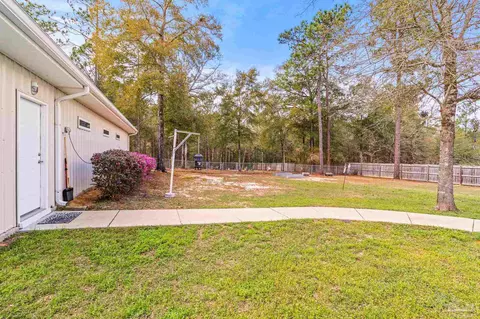 Exterior - 6312 Possum Ridge Rd, Crestview, FL 32539 photo 8 of 9