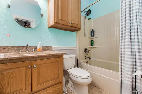 Bath - 1580 Evers Hvn, Cantonment, FL 32533 photo 5 of 5