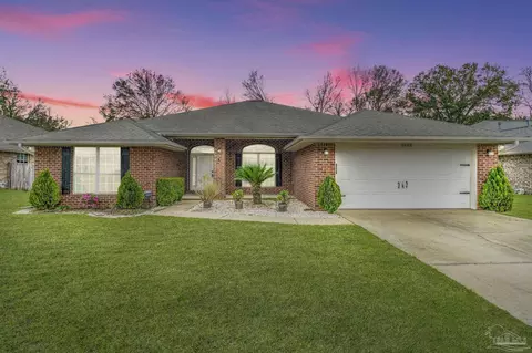 4688 Thousand Oaks Blvd, Pace, FL 32571