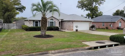 4693 Ridge Pointe Dr, Pace, FL 32571