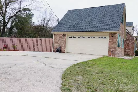 4335 Highland Blvd, Pace, FL 32571 photo 3