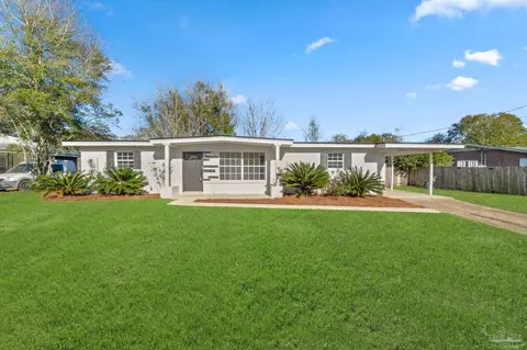 6466 Lark Ave, Milton, FL 32570