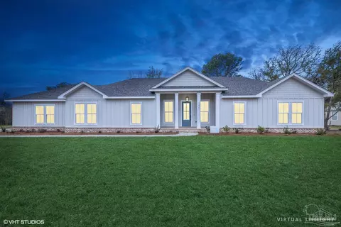 1421 E Cross St, Pensacola, FL 32503
