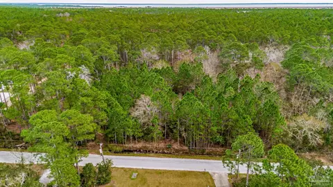 864 Dolphin Rd, Milton, FL 32583 photo 7