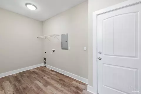 8261 Larson Ln, Milton, FL 32583 photo 43