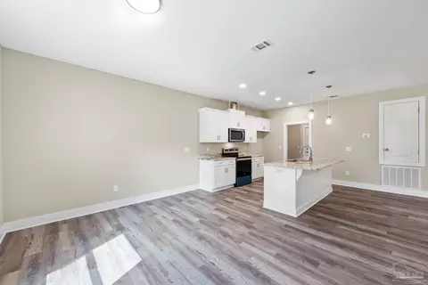 8261 Larson Ln, Milton, FL 32583 photo 27