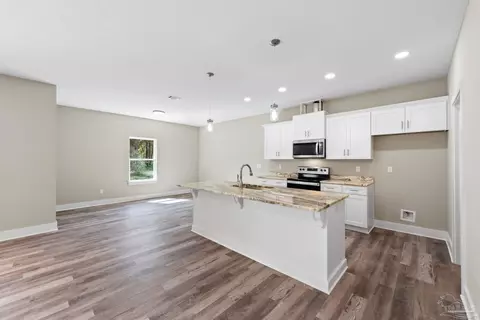 8261 Larson Ln, Milton, FL 32583 photo 19