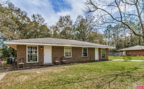 6862 Roundup Ln, Milton, FL 32570