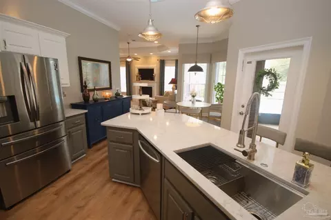 Kitchen - 6049 W Cambridge Way, Pace, FL 32571 photo 4 of 7