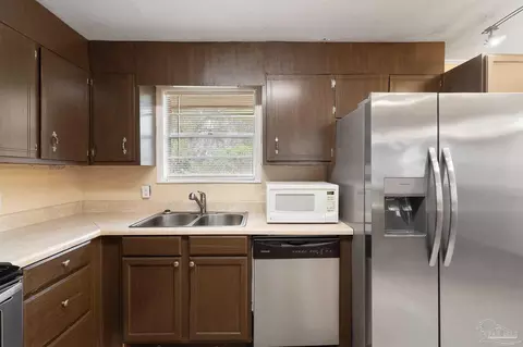 Kitchen - 5715 Quintette Rd, Pace, FL 32571 photo 1 of 2