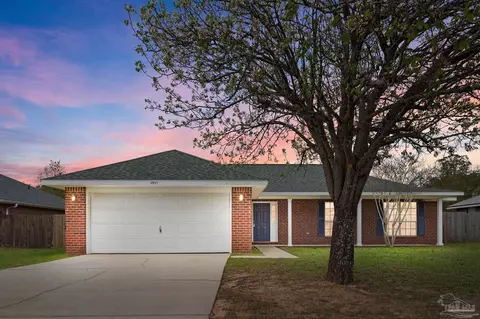4935 Spencer Oaks Blvd, Pace, FL 32571
