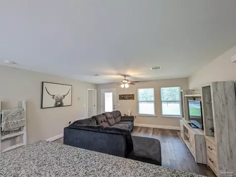 Living - 6835 Stirrup Ln, Milton, FL 32570 photo 3 of 3