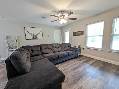 Living - 6835 Stirrup Ln, Milton, FL 32570 photo 1 of 3
