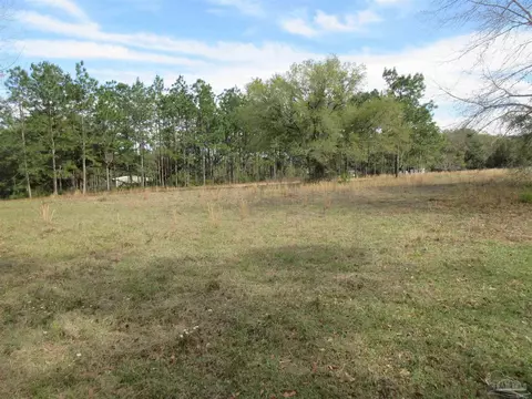 Exterior - 5040 Braxton Ln, Pace, FL 32571 photo 13 of 20