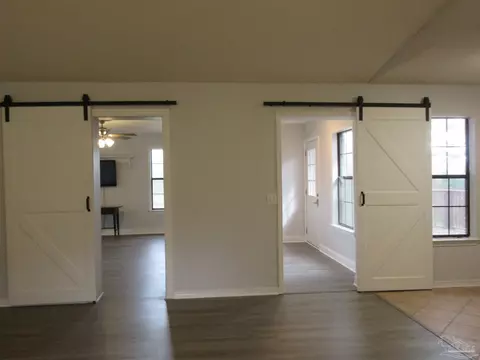 Living - 5040 Braxton Ln, Pace, FL 32571 photo 2 of 5