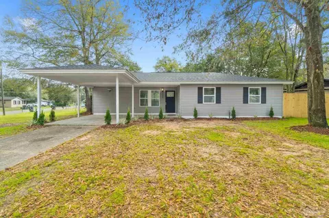 711 Loire Way, Pensacola, FL 32505