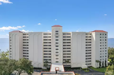 615 Bayshore Dr #808, Pensacola, FL 32507
