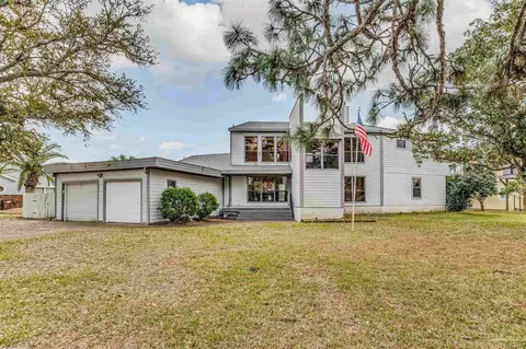 3840 Saber Tooth Cir, Gulf Breeze, FL 32563