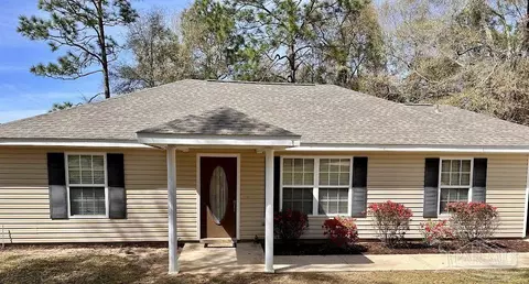 301 Panama Dr, Crestview, FL 32536