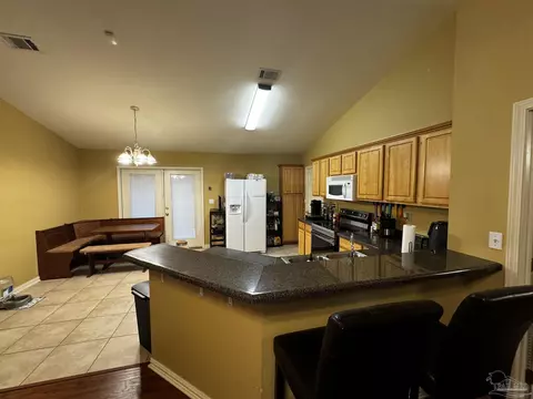 301 Panama Dr, Crestview, FL 32536 photo 10