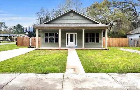1182 Hawthorn Dr, Pensacola, FL 32507