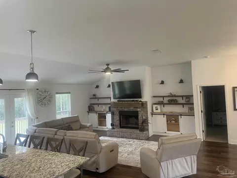 Living - 2988 Cobbtown Rd, Jay, FL 32565 photo 2 of 3