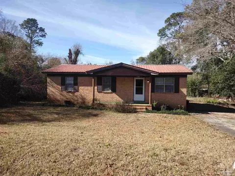 2109 Pauline Dr, Cantonment, FL 32533